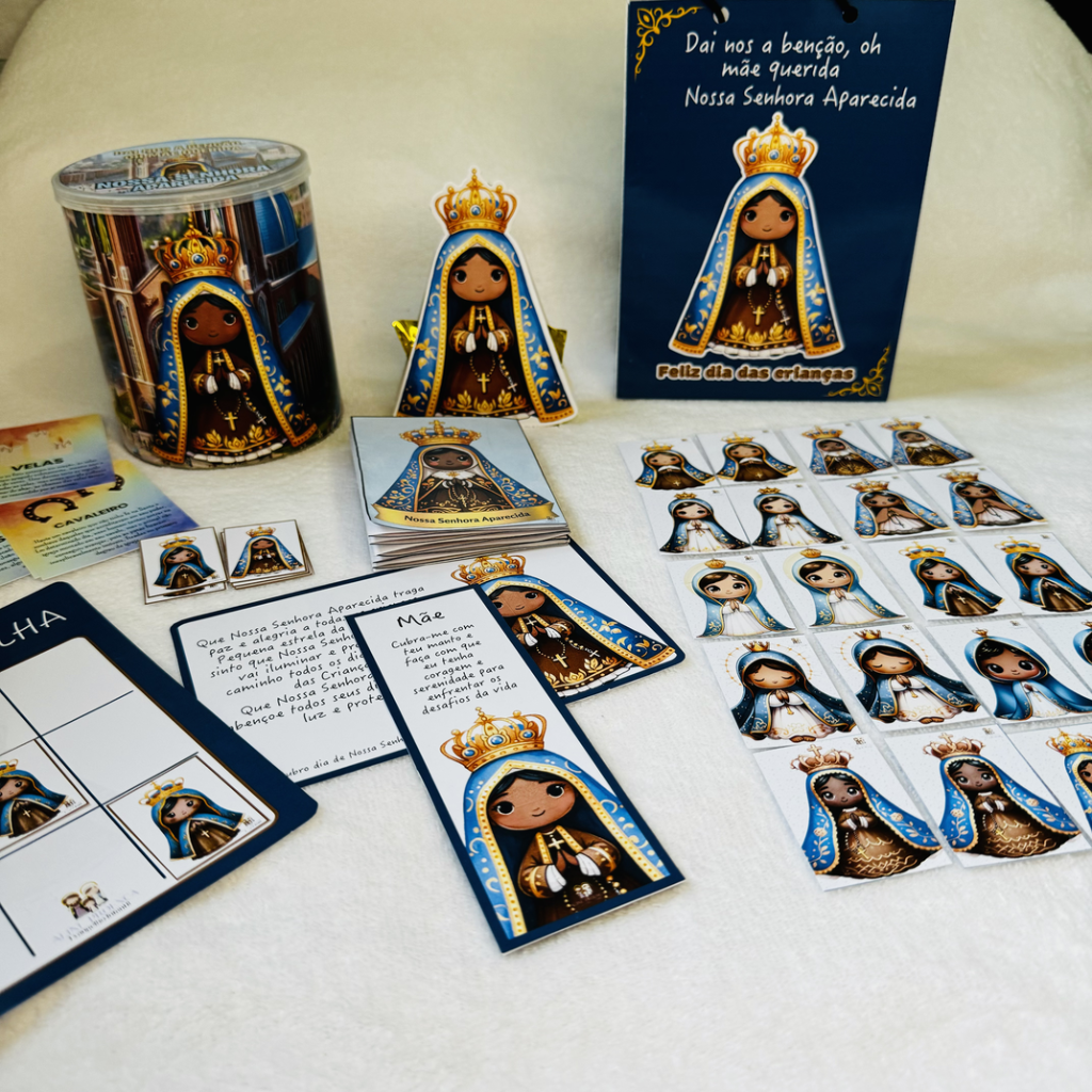 Kit montado: jogo da velha, jogo da memória, marca-páginas, cartões e sacolinha do Dia das Crianças com Nossa Senhora Aparecida